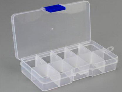 Väike plastikust pisikeste asjade (nt helmeste) sorteerimise karp 13x6,5x2 cm