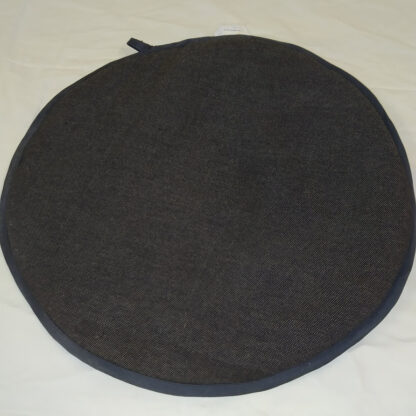 Ümmargune toolipadi läbimõõduga 36 cm