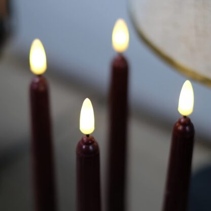 Punased LED küünlad + hõbedased alused (4tk) - Image 3