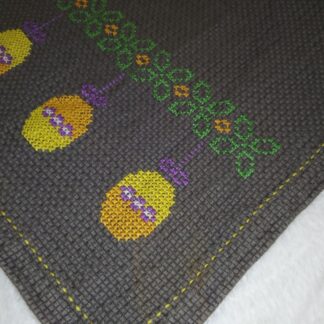 Tikitud laudlina 81*28