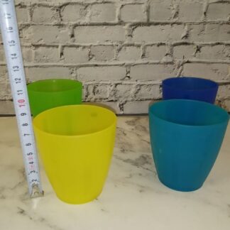 Värvilised plasttopsid, 4 tk