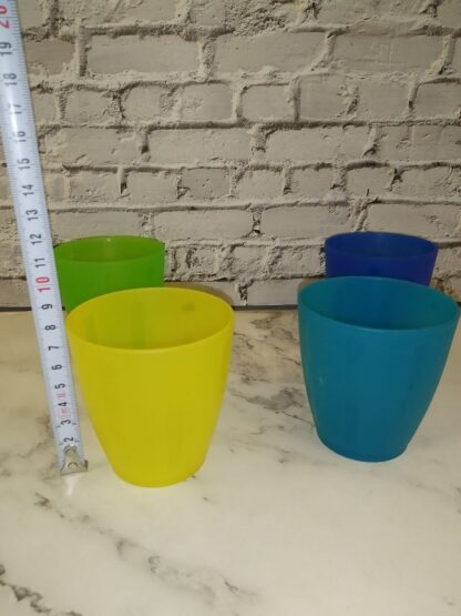Värvilised plasttopsid, 4 tk