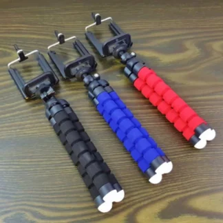 Kolmjalg telefonile, selfipulk, juhuslik värv