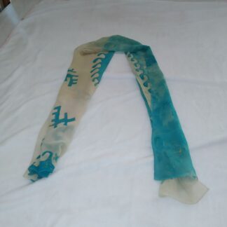 Sinise mustriga sall