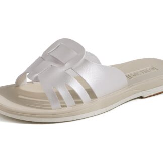 Naiste rannaplätud, pärlvalged, libisemiskindlad (s. 42)